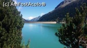 [P13] Lacul Schlegeisspeicher din apropierea  oraşului-staţiune Mayrhofen, Zillertal, Tirol, Austria. » foto by traian.leuca †
 - 
<span class="allrVoted glyphicon glyphicon-heart hidden" id="av901535"></span>
<a class="m-l-10 hidden" id="sv901535" onclick="voting_Foto_DelVot(,901535,8584)" role="button">șterge vot <span class="glyphicon glyphicon-remove"></span></a>
<a id="v9901535" class=" c-red"  onclick="voting_Foto_SetVot(901535)" role="button"><span class="glyphicon glyphicon-heart-empty"></span> <b>LIKE</b> = Votează poza</a> <img class="hidden"  id="f901535W9" src="/imagini/loader.gif" border="0" /><span class="AjErrMes hidden" id="e901535ErM"></span>