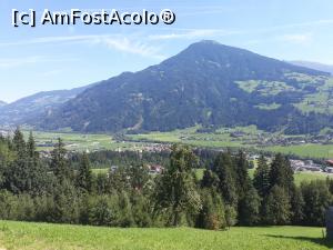 [P13] Valea Ziller din Tirol.  » foto by Aurici
 - 
<span class="allrVoted glyphicon glyphicon-heart hidden" id="av1037737"></span>
<a class="m-l-10 hidden" id="sv1037737" onclick="voting_Foto_DelVot(,1037737,8584)" role="button">șterge vot <span class="glyphicon glyphicon-remove"></span></a>
<a id="v91037737" class=" c-red"  onclick="voting_Foto_SetVot(1037737)" role="button"><span class="glyphicon glyphicon-heart-empty"></span> <b>LIKE</b> = Votează poza</a> <img class="hidden"  id="f1037737W9" src="/imagini/loader.gif" border="0" /><span class="AjErrMes hidden" id="e1037737ErM"></span>