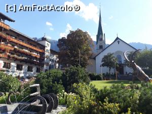 [P39] Biserica catolică din Mayrhofen.  » foto by Aurici
 - 
<span class="allrVoted glyphicon glyphicon-heart hidden" id="av1037763"></span>
<a class="m-l-10 hidden" id="sv1037763" onclick="voting_Foto_DelVot(,1037763,8584)" role="button">șterge vot <span class="glyphicon glyphicon-remove"></span></a>
<a id="v91037763" class=" c-red"  onclick="voting_Foto_SetVot(1037763)" role="button"><span class="glyphicon glyphicon-heart-empty"></span> <b>LIKE</b> = Votează poza</a> <img class="hidden"  id="f1037763W9" src="/imagini/loader.gif" border="0" /><span class="AjErrMes hidden" id="e1037763ErM"></span>