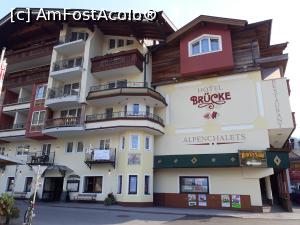 [P41] Balconul de la etajul 1 unde este barza era îmbrăcat cu următorul anunț: 'Barza l-a adus pe Noah, 2875 gr, 47 de cm'. Foarte haios! » foto by Aurici
 - 
<span class="allrVoted glyphicon glyphicon-heart hidden" id="av1037765"></span>
<a class="m-l-10 hidden" id="sv1037765" onclick="voting_Foto_DelVot(,1037765,8584)" role="button">șterge vot <span class="glyphicon glyphicon-remove"></span></a>
<a id="v91037765" class=" c-red"  onclick="voting_Foto_SetVot(1037765)" role="button"><span class="glyphicon glyphicon-heart-empty"></span> <b>LIKE</b> = Votează poza</a> <img class="hidden"  id="f1037765W9" src="/imagini/loader.gif" border="0" /><span class="AjErrMes hidden" id="e1037765ErM"></span>