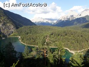 [P36] Zugspitzblick - un punct de view către renumitul vârf Zugspitze.  » foto by Aurici
 - 
<span class="allrVoted glyphicon glyphicon-heart hidden" id="av1039143"></span>
<a class="m-l-10 hidden" id="sv1039143" onclick="voting_Foto_DelVot(,1039143,8584)" role="button">șterge vot <span class="glyphicon glyphicon-remove"></span></a>
<a id="v91039143" class=" c-red"  onclick="voting_Foto_SetVot(1039143)" role="button"><span class="glyphicon glyphicon-heart-empty"></span> <b>LIKE</b> = Votează poza</a> <img class="hidden"  id="f1039143W9" src="/imagini/loader.gif" border="0" /><span class="AjErrMes hidden" id="e1039143ErM"></span>