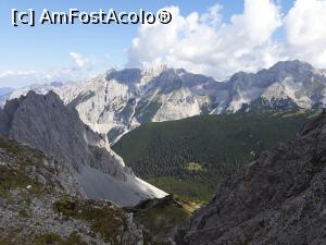 [P61] Nordkette, Innsbruck, Tirol.  » foto by Aurici
 - 
<span class="allrVoted glyphicon glyphicon-heart hidden" id="av1039168"></span>
<a class="m-l-10 hidden" id="sv1039168" onclick="voting_Foto_DelVot(,1039168,8584)" role="button">șterge vot <span class="glyphicon glyphicon-remove"></span></a>
<a id="v91039168" class=" c-red"  onclick="voting_Foto_SetVot(1039168)" role="button"><span class="glyphicon glyphicon-heart-empty"></span> <b>LIKE</b> = Votează poza</a> <img class="hidden"  id="f1039168W9" src="/imagini/loader.gif" border="0" /><span class="AjErrMes hidden" id="e1039168ErM"></span>