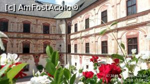 [P12] Castelul Tratzberg - curtea interioară.  » foto by Aurici
 - 
<span class="allrVoted glyphicon glyphicon-heart hidden" id="av1039866"></span>
<a class="m-l-10 hidden" id="sv1039866" onclick="voting_Foto_DelVot(,1039866,8584)" role="button">șterge vot <span class="glyphicon glyphicon-remove"></span></a>
<a id="v91039866" class=" c-red"  onclick="voting_Foto_SetVot(1039866)" role="button"><span class="glyphicon glyphicon-heart-empty"></span> <b>LIKE</b> = Votează poza</a> <img class="hidden"  id="f1039866W9" src="/imagini/loader.gif" border="0" /><span class="AjErrMes hidden" id="e1039866ErM"></span>