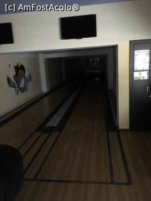 [P02] Pista de bowling » foto by Yersinia Pestis
 - 
<span class="allrVoted glyphicon glyphicon-heart hidden" id="av826237"></span>
<a class="m-l-10 hidden" id="sv826237" onclick="voting_Foto_DelVot(,826237,8589)" role="button">șterge vot <span class="glyphicon glyphicon-remove"></span></a>
<a id="v9826237" class=" c-red"  onclick="voting_Foto_SetVot(826237)" role="button"><span class="glyphicon glyphicon-heart-empty"></span> <b>LIKE</b> = Votează poza</a> <img class="hidden"  id="f826237W9" src="/imagini/loader.gif" border="0" /><span class="AjErrMes hidden" id="e826237ErM"></span>
