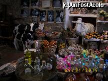 [P09] Magazin de suveniruri şi produse naturiste în Morella. » foto by bose
 - 
<span class="allrVoted glyphicon glyphicon-heart hidden" id="av187422"></span>
<a class="m-l-10 hidden" id="sv187422" onclick="voting_Foto_DelVot(,187422,8603)" role="button">șterge vot <span class="glyphicon glyphicon-remove"></span></a>
<a id="v9187422" class=" c-red"  onclick="voting_Foto_SetVot(187422)" role="button"><span class="glyphicon glyphicon-heart-empty"></span> <b>LIKE</b> = Votează poza</a> <img class="hidden"  id="f187422W9" src="/imagini/loader.gif" border="0" /><span class="AjErrMes hidden" id="e187422ErM"></span>