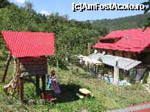 [P07] Vila Cusma - loc de joaca » foto by turist.real
 - 
<span class="allrVoted glyphicon glyphicon-heart hidden" id="av187650"></span>
<a class="m-l-10 hidden" id="sv187650" onclick="voting_Foto_DelVot(,187650,8609)" role="button">șterge vot <span class="glyphicon glyphicon-remove"></span></a>
<a id="v9187650" class=" c-red"  onclick="voting_Foto_SetVot(187650)" role="button"><span class="glyphicon glyphicon-heart-empty"></span> <b>LIKE</b> = Votează poza</a> <img class="hidden"  id="f187650W9" src="/imagini/loader.gif" border="0" /><span class="AjErrMes hidden" id="e187650ErM"></span>