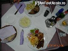[P14] cina konoba hila » foto by andreea72
 - 
<span class="allrVoted glyphicon glyphicon-heart hidden" id="av498649"></span>
<a class="m-l-10 hidden" id="sv498649" onclick="voting_Foto_DelVot(,498649,8631)" role="button">șterge vot <span class="glyphicon glyphicon-remove"></span></a>
<a id="v9498649" class=" c-red"  onclick="voting_Foto_SetVot(498649)" role="button"><span class="glyphicon glyphicon-heart-empty"></span> <b>LIKE</b> = Votează poza</a> <img class="hidden"  id="f498649W9" src="/imagini/loader.gif" border="0" /><span class="AjErrMes hidden" id="e498649ErM"></span>