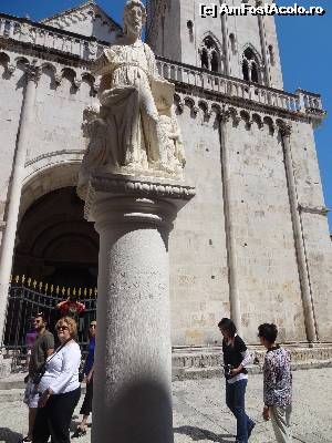 [P32] statuia Sfantului Ioannis Trag, un reprezentant monahal autohton sanctificat de biserica » foto by Marian Preda
 - 
<span class="allrVoted glyphicon glyphicon-heart hidden" id="av572563"></span>
<a class="m-l-10 hidden" id="sv572563" onclick="voting_Foto_DelVot(,572563,8631)" role="button">șterge vot <span class="glyphicon glyphicon-remove"></span></a>
<a id="v9572563" class=" c-red"  onclick="voting_Foto_SetVot(572563)" role="button"><span class="glyphicon glyphicon-heart-empty"></span> <b>LIKE</b> = Votează poza</a> <img class="hidden"  id="f572563W9" src="/imagini/loader.gif" border="0" /><span class="AjErrMes hidden" id="e572563ErM"></span>