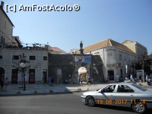 [P03] poarta orașului cu statuia sf. Ioan » foto by zlatna
 - 
<span class="allrVoted glyphicon glyphicon-heart hidden" id="av916739"></span>
<a class="m-l-10 hidden" id="sv916739" onclick="voting_Foto_DelVot(,916739,8631)" role="button">șterge vot <span class="glyphicon glyphicon-remove"></span></a>
<a id="v9916739" class=" c-red"  onclick="voting_Foto_SetVot(916739)" role="button"><span class="glyphicon glyphicon-heart-empty"></span> <b>LIKE</b> = Votează poza</a> <img class="hidden"  id="f916739W9" src="/imagini/loader.gif" border="0" /><span class="AjErrMes hidden" id="e916739ErM"></span>