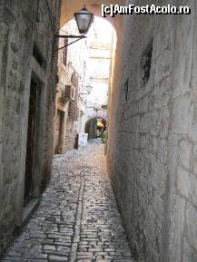 [P10] Stradute din Trogir » foto by romanitzaa
 - 
<span class="allrVoted glyphicon glyphicon-heart hidden" id="av188600"></span>
<a class="m-l-10 hidden" id="sv188600" onclick="voting_Foto_DelVot(,188600,8631)" role="button">șterge vot <span class="glyphicon glyphicon-remove"></span></a>
<a id="v9188600" class=" c-red"  onclick="voting_Foto_SetVot(188600)" role="button"><span class="glyphicon glyphicon-heart-empty"></span> <b>LIKE</b> = Votează poza</a> <img class="hidden"  id="f188600W9" src="/imagini/loader.gif" border="0" /><span class="AjErrMes hidden" id="e188600ErM"></span>