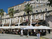 [P23] Cafenele si o parte din Palatul lui Diocletian - Split » foto by romanitzaa
 - 
<span class="allrVoted glyphicon glyphicon-heart hidden" id="av188620"></span>
<a class="m-l-10 hidden" id="sv188620" onclick="voting_Foto_DelVot(,188620,8631)" role="button">șterge vot <span class="glyphicon glyphicon-remove"></span></a>
<a id="v9188620" class=" c-red"  onclick="voting_Foto_SetVot(188620)" role="button"><span class="glyphicon glyphicon-heart-empty"></span> <b>LIKE</b> = Votează poza</a> <img class="hidden"  id="f188620W9" src="/imagini/loader.gif" border="0" /><span class="AjErrMes hidden" id="e188620ErM"></span>