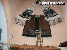 [P40] 'Cheptarul' traditional, cei din zona cunosc cuvantul, incadrat de stergarul taranesc, iar mai jos, in miniatura, roata de tors. » foto by myosothis
 - 
<span class="allrVoted glyphicon glyphicon-heart hidden" id="av189137"></span>
<a class="m-l-10 hidden" id="sv189137" onclick="voting_Foto_DelVot(,189137,8643)" role="button">șterge vot <span class="glyphicon glyphicon-remove"></span></a>
<a id="v9189137" class=" c-red"  onclick="voting_Foto_SetVot(189137)" role="button"><span class="glyphicon glyphicon-heart-empty"></span> <b>LIKE</b> = Votează poza</a> <img class="hidden"  id="f189137W9" src="/imagini/loader.gif" border="0" /><span class="AjErrMes hidden" id="e189137ErM"></span>