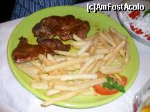 [P43] Ceafa de porc cu cartofi prajiti, portiile sunt uriase! » foto by myosothis
 - 
<span class="allrVoted glyphicon glyphicon-heart hidden" id="av189140"></span>
<a class="m-l-10 hidden" id="sv189140" onclick="voting_Foto_DelVot(,189140,8643)" role="button">șterge vot <span class="glyphicon glyphicon-remove"></span></a>
<a id="v9189140" class=" c-red"  onclick="voting_Foto_SetVot(189140)" role="button"><span class="glyphicon glyphicon-heart-empty"></span> <b>LIKE</b> = Votează poza</a> <img class="hidden"  id="f189140W9" src="/imagini/loader.gif" border="0" /><span class="AjErrMes hidden" id="e189140ErM"></span>