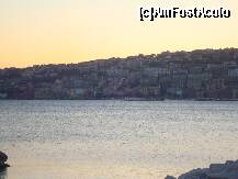 [P01] dealul Posillipo-zona unde este hotelul,vedere de pe faleza » foto by mecut
 - 
<span class="allrVoted glyphicon glyphicon-heart hidden" id="av189253"></span>
<a class="m-l-10 hidden" id="sv189253" onclick="voting_Foto_DelVot(,189253,8644)" role="button">șterge vot <span class="glyphicon glyphicon-remove"></span></a>
<a id="v9189253" class=" c-red"  onclick="voting_Foto_SetVot(189253)" role="button"><span class="glyphicon glyphicon-heart-empty"></span> <b>LIKE</b> = Votează poza</a> <img class="hidden"  id="f189253W9" src="/imagini/loader.gif" border="0" /><span class="AjErrMes hidden" id="e189253ErM"></span>
