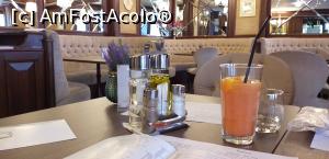 [P37] Campari orange » foto by irinad
 - 
<span class="allrVoted glyphicon glyphicon-heart hidden" id="av1210736"></span>
<a class="m-l-10 hidden" id="sv1210736" onclick="voting_Foto_DelVot(,1210736,8648)" role="button">șterge vot <span class="glyphicon glyphicon-remove"></span></a>
<a id="v91210736" class=" c-red"  onclick="voting_Foto_SetVot(1210736)" role="button"><span class="glyphicon glyphicon-heart-empty"></span> <b>LIKE</b> = Votează poza</a> <img class="hidden"  id="f1210736W9" src="/imagini/loader.gif" border="0" /><span class="AjErrMes hidden" id="e1210736ErM"></span>