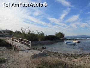 [P39] Un râuleț se varsă în mare în vestul Vagiei » foto by crismis
 - 
<span class="allrVoted glyphicon glyphicon-heart hidden" id="av807324"></span>
<a class="m-l-10 hidden" id="sv807324" onclick="voting_Foto_DelVot(,807324,8651)" role="button">șterge vot <span class="glyphicon glyphicon-remove"></span></a>
<a id="v9807324" class=" c-red"  onclick="voting_Foto_SetVot(807324)" role="button"><span class="glyphicon glyphicon-heart-empty"></span> <b>LIKE</b> = Votează poza</a> <img class="hidden"  id="f807324W9" src="/imagini/loader.gif" border="0" /><span class="AjErrMes hidden" id="e807324ErM"></span>