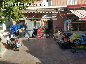 [P10] Supermarketul din Ag. Marina » foto by scanner
 - 
<span class="allrVoted glyphicon glyphicon-heart hidden" id="av1099020"></span>
<a class="m-l-10 hidden" id="sv1099020" onclick="voting_Foto_DelVot(,1099020,8651)" role="button">șterge vot <span class="glyphicon glyphicon-remove"></span></a>
<a id="v91099020" class=" c-red"  onclick="voting_Foto_SetVot(1099020)" role="button"><span class="glyphicon glyphicon-heart-empty"></span> <b>LIKE</b> = Votează poza</a> <img class="hidden"  id="f1099020W9" src="/imagini/loader.gif" border="0" /><span class="AjErrMes hidden" id="e1099020ErM"></span>