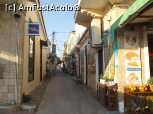 [P10] Stradă în Aegina Town » foto by irinad
 - 
<span class="allrVoted glyphicon glyphicon-heart hidden" id="av1063908"></span>
<a class="m-l-10 hidden" id="sv1063908" onclick="voting_Foto_DelVot(,1063908,8651)" role="button">șterge vot <span class="glyphicon glyphicon-remove"></span></a>
<a id="v91063908" class=" c-red"  onclick="voting_Foto_SetVot(1063908)" role="button"><span class="glyphicon glyphicon-heart-empty"></span> <b>LIKE</b> = Votează poza</a> <img class="hidden"  id="f1063908W9" src="/imagini/loader.gif" border="0" /><span class="AjErrMes hidden" id="e1063908ErM"></span>