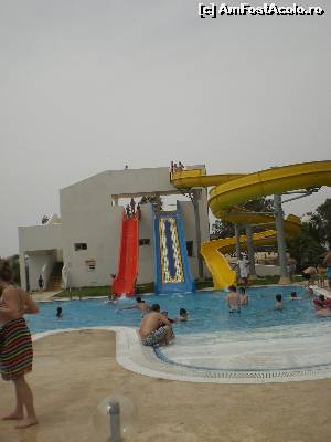 [P02] Aqua Park » foto by corina71*
 - 
<span class="allrVoted glyphicon glyphicon-heart hidden" id="av541021"></span>
<a class="m-l-10 hidden" id="sv541021" onclick="voting_Foto_DelVot(,541021,8652)" role="button">șterge vot <span class="glyphicon glyphicon-remove"></span></a>
<a id="v9541021" class=" c-red"  onclick="voting_Foto_SetVot(541021)" role="button"><span class="glyphicon glyphicon-heart-empty"></span> <b>LIKE</b> = Votează poza</a> <img class="hidden"  id="f541021W9" src="/imagini/loader.gif" border="0" /><span class="AjErrMes hidden" id="e541021ErM"></span>