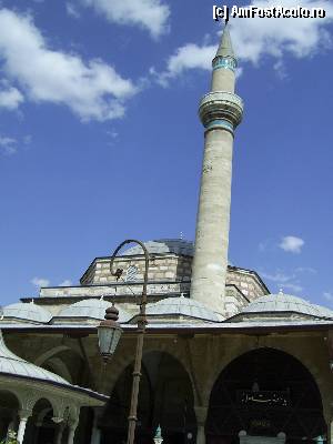 [P02] Konya - Minaretul de la Mausoleul Mevlana.  » foto by iulianic
 - 
<span class="allrVoted glyphicon glyphicon-heart hidden" id="av348719"></span>
<a class="m-l-10 hidden" id="sv348719" onclick="voting_Foto_DelVot(,348719,8659)" role="button">șterge vot <span class="glyphicon glyphicon-remove"></span></a>
<a id="v9348719" class=" c-red"  onclick="voting_Foto_SetVot(348719)" role="button"><span class="glyphicon glyphicon-heart-empty"></span> <b>LIKE</b> = Votează poza</a> <img class="hidden"  id="f348719W9" src="/imagini/loader.gif" border="0" /><span class="AjErrMes hidden" id="e348719ErM"></span>