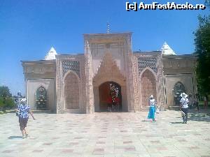 [P15] Konya - İstiklal Harbi Şehitleri Abidesi (monumentul martirilor din razboiul de independenta) » foto by calator2000
 - 
<span class="allrVoted glyphicon glyphicon-heart hidden" id="av660906"></span>
<a class="m-l-10 hidden" id="sv660906" onclick="voting_Foto_DelVot(,660906,8659)" role="button">șterge vot <span class="glyphicon glyphicon-remove"></span></a>
<a id="v9660906" class=" c-red"  onclick="voting_Foto_SetVot(660906)" role="button"><span class="glyphicon glyphicon-heart-empty"></span> <b>LIKE</b> = Votează poza</a> <img class="hidden"  id="f660906W9" src="/imagini/loader.gif" border="0" /><span class="AjErrMes hidden" id="e660906ErM"></span>