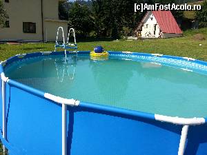 [P35] Piscina din curtea pensiunii, care a avut apa de obicei foarte rece si totusi am testat-o de 2 ori » foto by Dan&Ema
 - 
<span class="allrVoted glyphicon glyphicon-heart hidden" id="av548588"></span>
<a class="m-l-10 hidden" id="sv548588" onclick="voting_Foto_DelVot(,548588,8681)" role="button">șterge vot <span class="glyphicon glyphicon-remove"></span></a>
<a id="v9548588" class=" c-red"  onclick="voting_Foto_SetVot(548588)" role="button"><span class="glyphicon glyphicon-heart-empty"></span> <b>LIKE</b> = Votează poza</a> <img class="hidden"  id="f548588W9" src="/imagini/loader.gif" border="0" /><span class="AjErrMes hidden" id="e548588ErM"></span>