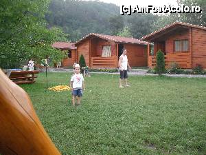 [P01] gradina si casutele cochete!  » foto by danette*
 - 
<span class="allrVoted glyphicon glyphicon-heart hidden" id="av460804"></span>
<a class="m-l-10 hidden" id="sv460804" onclick="voting_Foto_DelVot(,460804,8706)" role="button">șterge vot <span class="glyphicon glyphicon-remove"></span></a>
<a id="v9460804" class=" c-red"  onclick="voting_Foto_SetVot(460804)" role="button"><span class="glyphicon glyphicon-heart-empty"></span> <b>LIKE</b> = Votează poza</a> <img class="hidden"  id="f460804W9" src="/imagini/loader.gif" border="0" /><span class="AjErrMes hidden" id="e460804ErM"></span>