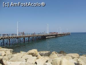 [P22] Lemesos (Limassol) - portul vechi. Aici o pasarelă plină de tineri care se bălăceau.  » foto by Aurici
 - 
<span class="allrVoted glyphicon glyphicon-heart hidden" id="av757204"></span>
<a class="m-l-10 hidden" id="sv757204" onclick="voting_Foto_DelVot(,757204,8732)" role="button">șterge vot <span class="glyphicon glyphicon-remove"></span></a>
<a id="v9757204" class=" c-red"  onclick="voting_Foto_SetVot(757204)" role="button"><span class="glyphicon glyphicon-heart-empty"></span> <b>LIKE</b> = Votează poza</a> <img class="hidden"  id="f757204W9" src="/imagini/loader.gif" border="0" /><span class="AjErrMes hidden" id="e757204ErM"></span>