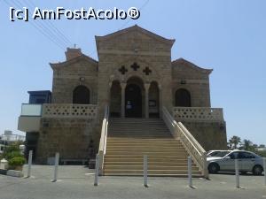[P03] O biserică grecească din Pafos, chiar lângă hotelul nostru.  » foto by Aurici
 - 
<span class="allrVoted glyphicon glyphicon-heart hidden" id="av757149"></span>
<a class="m-l-10 hidden" id="sv757149" onclick="voting_Foto_DelVot(,757149,8732)" role="button">șterge vot <span class="glyphicon glyphicon-remove"></span></a>
<a id="v9757149" class=" c-red"  onclick="voting_Foto_SetVot(757149)" role="button"><span class="glyphicon glyphicon-heart-empty"></span> <b>LIKE</b> = Votează poza</a> <img class="hidden"  id="f757149W9" src="/imagini/loader.gif" border="0" /><span class="AjErrMes hidden" id="e757149ErM"></span>