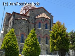 [P45] Foarte frumoasă biserică în Platres, cea mai renumită stațiune turistică din munții Trodos.  » foto by Aurici
 - 
<span class="allrVoted glyphicon glyphicon-heart hidden" id="av757250"></span>
<a class="m-l-10 hidden" id="sv757250" onclick="voting_Foto_DelVot(,757250,8732)" role="button">șterge vot <span class="glyphicon glyphicon-remove"></span></a>
<a id="v9757250" class=" c-red"  onclick="voting_Foto_SetVot(757250)" role="button"><span class="glyphicon glyphicon-heart-empty"></span> <b>LIKE</b> = Votează poza</a> <img class="hidden"  id="f757250W9" src="/imagini/loader.gif" border="0" /><span class="AjErrMes hidden" id="e757250ErM"></span>