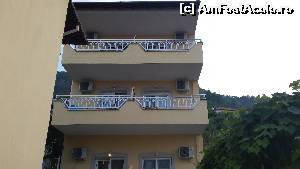 [P27] am stat la primul etaj, balconul din dreapta » foto by Chloe
 - 
<span class="allrVoted glyphicon glyphicon-heart hidden" id="av670047"></span>
<a class="m-l-10 hidden" id="sv670047" onclick="voting_Foto_DelVot(,670047,8745)" role="button">șterge vot <span class="glyphicon glyphicon-remove"></span></a>
<a id="v9670047" class=" c-red"  onclick="voting_Foto_SetVot(670047)" role="button"><span class="glyphicon glyphicon-heart-empty"></span> <b>LIKE</b> = Votează poza</a> <img class="hidden"  id="f670047W9" src="/imagini/loader.gif" border="0" /><span class="AjErrMes hidden" id="e670047ErM"></span>