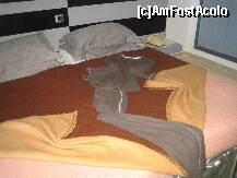 [P23] aranjatul prosoapelor si chiar a hainelor nostre pe pat era o indeletnicire zilnica a cameristelor » foto by adelaela
 - 
<span class="allrVoted glyphicon glyphicon-heart hidden" id="av216384"></span>
<a class="m-l-10 hidden" id="sv216384" onclick="voting_Foto_DelVot(,216384,8759)" role="button">șterge vot <span class="glyphicon glyphicon-remove"></span></a>
<a id="v9216384" class=" c-red"  onclick="voting_Foto_SetVot(216384)" role="button"><span class="glyphicon glyphicon-heart-empty"></span> <b>LIKE</b> = Votează poza</a> <img class="hidden"  id="f216384W9" src="/imagini/loader.gif" border="0" /><span class="AjErrMes hidden" id="e216384ErM"></span>