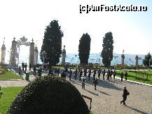 [P14] in curtea palatului Dolmabahce,vedere spre Bosfor » foto by lacramioara r
 - 
<span class="allrVoted glyphicon glyphicon-heart hidden" id="av194128"></span>
<a class="m-l-10 hidden" id="sv194128" onclick="voting_Foto_DelVot(,194128,8762)" role="button">șterge vot <span class="glyphicon glyphicon-remove"></span></a>
<a id="v9194128" class=" c-red"  onclick="voting_Foto_SetVot(194128)" role="button"><span class="glyphicon glyphicon-heart-empty"></span> <b>LIKE</b> = Votează poza</a> <img class="hidden"  id="f194128W9" src="/imagini/loader.gif" border="0" /><span class="AjErrMes hidden" id="e194128ErM"></span>