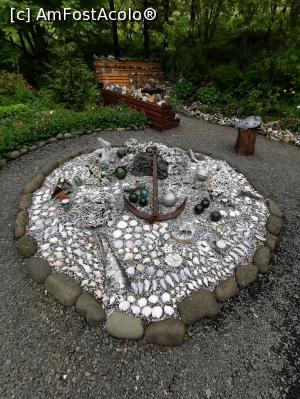 [P18] Petra's Stone Collection - de prin grădină » foto by le_maitre
 - 
<span class="allrVoted glyphicon glyphicon-heart hidden" id="av1204985"></span>
<a class="m-l-10 hidden" id="sv1204985" onclick="voting_Foto_DelVot(,1204985,8786)" role="button">șterge vot <span class="glyphicon glyphicon-remove"></span></a>
<a id="v91204985" class=" c-red"  onclick="voting_Foto_SetVot(1204985)" role="button"><span class="glyphicon glyphicon-heart-empty"></span> <b>LIKE</b> = Votează poza</a> <img class="hidden"  id="f1204985W9" src="/imagini/loader.gif" border="0" /><span class="AjErrMes hidden" id="e1204985ErM"></span>