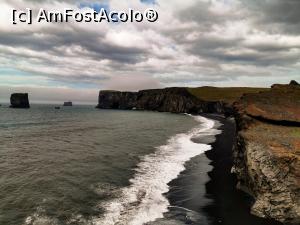 [P07] <strong>Kirkjufjara beach - în depărtare arcul de piatră</strong> » foto by le_maitre
 - 
<span class="allrVoted glyphicon glyphicon-heart hidden" id="av1204974"></span>
<a class="m-l-10 hidden" id="sv1204974" onclick="voting_Foto_DelVot(,1204974,8786)" role="button">șterge vot <span class="glyphicon glyphicon-remove"></span></a>
<a id="v91204974" class=" c-red"  onclick="voting_Foto_SetVot(1204974)" role="button"><span class="glyphicon glyphicon-heart-empty"></span> <b>LIKE</b> = Votează poza</a> <img class="hidden"  id="f1204974W9" src="/imagini/loader.gif" border="0" /><span class="AjErrMes hidden" id="e1204974ErM"></span>