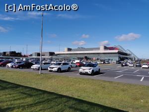 [P04] Parcarea aeroportului Keflavik » foto by le_maitre
 - 
<span class="allrVoted glyphicon glyphicon-heart hidden" id="av1154532"></span>
<a class="m-l-10 hidden" id="sv1154532" onclick="voting_Foto_DelVot(,1154532,8786)" role="button">șterge vot <span class="glyphicon glyphicon-remove"></span></a>
<a id="v91154532" class=" c-red"  onclick="voting_Foto_SetVot(1154532)" role="button"><span class="glyphicon glyphicon-heart-empty"></span> <b>LIKE</b> = Votează poza</a> <img class="hidden"  id="f1154532W9" src="/imagini/loader.gif" border="0" /><span class="AjErrMes hidden" id="e1154532ErM"></span>