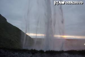 [P13] Seljalandsfoss » foto by Millana
 - 
<span class="allrVoted glyphicon glyphicon-heart hidden" id="av689885"></span>
<a class="m-l-10 hidden" id="sv689885" onclick="voting_Foto_DelVot(,689885,8786)" role="button">șterge vot <span class="glyphicon glyphicon-remove"></span></a>
<a id="v9689885" class=" c-red"  onclick="voting_Foto_SetVot(689885)" role="button"><span class="glyphicon glyphicon-heart-empty"></span> <b>LIKE</b> = Votează poza</a> <img class="hidden"  id="f689885W9" src="/imagini/loader.gif" border="0" /><span class="AjErrMes hidden" id="e689885ErM"></span>