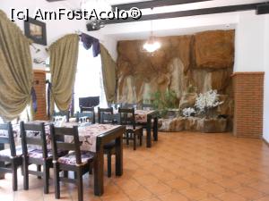 [P11] Cislau - Complex Turistic 2D. Salonul din fata barului. » foto by iulianic
 - 
<span class="allrVoted glyphicon glyphicon-heart hidden" id="av1306067"></span>
<a class="m-l-10 hidden" id="sv1306067" onclick="voting_Foto_DelVot(,1306067,8790)" role="button">șterge vot <span class="glyphicon glyphicon-remove"></span></a>
<a id="v91306067" class=" c-red"  onclick="voting_Foto_SetVot(1306067)" role="button"><span class="glyphicon glyphicon-heart-empty"></span> <b>LIKE</b> = Votează poza</a> <img class="hidden"  id="f1306067W9" src="/imagini/loader.gif" border="0" /><span class="AjErrMes hidden" id="e1306067ErM"></span>