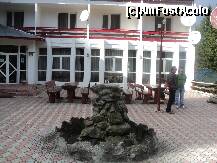 [P03] curtea cabanei » foto by aaaaa
 - 
<span class="allrVoted glyphicon glyphicon-heart hidden" id="av196906"></span>
<a class="m-l-10 hidden" id="sv196906" onclick="voting_Foto_DelVot(,196906,8828)" role="button">șterge vot <span class="glyphicon glyphicon-remove"></span></a>
<a id="v9196906" class=" c-red"  onclick="voting_Foto_SetVot(196906)" role="button"><span class="glyphicon glyphicon-heart-empty"></span> <b>LIKE</b> = Votează poza</a> <img class="hidden"  id="f196906W9" src="/imagini/loader.gif" border="0" /><span class="AjErrMes hidden" id="e196906ErM"></span>