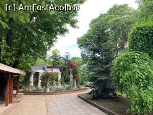 [P03] Parcul din fata hotelului » foto by dianamea
 - 
<span class="allrVoted glyphicon glyphicon-heart hidden" id="av1405062"></span>
<a class="m-l-10 hidden" id="sv1405062" onclick="voting_Foto_DelVot(,1405062,8830)" role="button">șterge vot <span class="glyphicon glyphicon-remove"></span></a>
<a id="v91405062" class=" c-red"  onclick="voting_Foto_SetVot(1405062)" role="button"><span class="glyphicon glyphicon-heart-empty"></span> <b>LIKE</b> = Votează poza</a> <img class="hidden"  id="f1405062W9" src="/imagini/loader.gif" border="0" /><span class="AjErrMes hidden" id="e1405062ErM"></span>