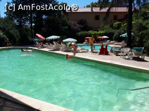 [P11] Piscinele exterioare, una cu apa termala si una cu apa tratata » foto by Viodi
 - 
<span class="allrVoted glyphicon glyphicon-heart hidden" id="av1002098"></span>
<a class="m-l-10 hidden" id="sv1002098" onclick="voting_Foto_DelVot(,1002098,8830)" role="button">șterge vot <span class="glyphicon glyphicon-remove"></span></a>
<a id="v91002098" class=" c-red"  onclick="voting_Foto_SetVot(1002098)" role="button"><span class="glyphicon glyphicon-heart-empty"></span> <b>LIKE</b> = Votează poza</a> <img class="hidden"  id="f1002098W9" src="/imagini/loader.gif" border="0" /><span class="AjErrMes hidden" id="e1002098ErM"></span>