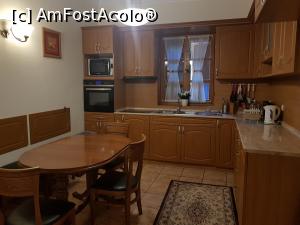 [P35] Bucatarie vila » foto by Sorin1982
 - 
<span class="allrVoted glyphicon glyphicon-heart hidden" id="av968893"></span>
<a class="m-l-10 hidden" id="sv968893" onclick="voting_Foto_DelVot(,968893,8830)" role="button">șterge vot <span class="glyphicon glyphicon-remove"></span></a>
<a id="v9968893" class=" c-red"  onclick="voting_Foto_SetVot(968893)" role="button"><span class="glyphicon glyphicon-heart-empty"></span> <b>LIKE</b> = Votează poza</a> <img class="hidden"  id="f968893W9" src="/imagini/loader.gif" border="0" /><span class="AjErrMes hidden" id="e968893ErM"></span>