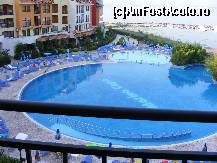[P04] Cealalta piscina si panorama de la balconul apartamentului nostru. » foto by ovtudor
 - 
<span class="allrVoted glyphicon glyphicon-heart hidden" id="av197304"></span>
<a class="m-l-10 hidden" id="sv197304" onclick="voting_Foto_DelVot(,197304,8847)" role="button">șterge vot <span class="glyphicon glyphicon-remove"></span></a>
<a id="v9197304" class=" c-red"  onclick="voting_Foto_SetVot(197304)" role="button"><span class="glyphicon glyphicon-heart-empty"></span> <b>LIKE</b> = Votează poza</a> <img class="hidden"  id="f197304W9" src="/imagini/loader.gif" border="0" /><span class="AjErrMes hidden" id="e197304ErM"></span>