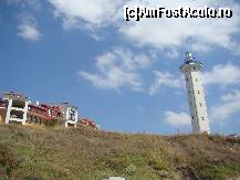 [P28] Farul si resortul vazut de pe plaja » foto by Muffin2009*
 - 
<span class="allrVoted glyphicon glyphicon-heart hidden" id="av346941"></span>
<a class="m-l-10 hidden" id="sv346941" onclick="voting_Foto_DelVot(,346941,8847)" role="button">șterge vot <span class="glyphicon glyphicon-remove"></span></a>
<a id="v9346941" class=" c-red"  onclick="voting_Foto_SetVot(346941)" role="button"><span class="glyphicon glyphicon-heart-empty"></span> <b>LIKE</b> = Votează poza</a> <img class="hidden"  id="f346941W9" src="/imagini/loader.gif" border="0" /><span class="AjErrMes hidden" id="e346941ErM"></span>