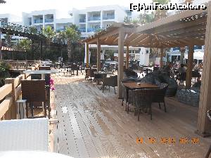 [P14] barul de la piscina.  » foto by getaradulescu
 - 
<span class="allrVoted glyphicon glyphicon-heart hidden" id="av628156"></span>
<a class="m-l-10 hidden" id="sv628156" onclick="voting_Foto_DelVot(,628156,8879)" role="button">șterge vot <span class="glyphicon glyphicon-remove"></span></a>
<a id="v9628156" class=" c-red"  onclick="voting_Foto_SetVot(628156)" role="button"><span class="glyphicon glyphicon-heart-empty"></span> <b>LIKE</b> = Votează poza</a> <img class="hidden"  id="f628156W9" src="/imagini/loader.gif" border="0" /><span class="AjErrMes hidden" id="e628156ErM"></span>
