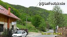 [P05] in spatele cabanei, drumul continua » foto by adryana
 - 
<span class="allrVoted glyphicon glyphicon-heart hidden" id="av199110"></span>
<a class="m-l-10 hidden" id="sv199110" onclick="voting_Foto_DelVot(,199110,8881)" role="button">șterge vot <span class="glyphicon glyphicon-remove"></span></a>
<a id="v9199110" class=" c-red"  onclick="voting_Foto_SetVot(199110)" role="button"><span class="glyphicon glyphicon-heart-empty"></span> <b>LIKE</b> = Votează poza</a> <img class="hidden"  id="f199110W9" src="/imagini/loader.gif" border="0" /><span class="AjErrMes hidden" id="e199110ErM"></span>