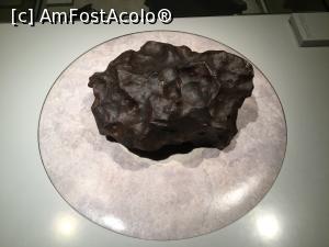 [P10] Muzeul Craterului - O bucatica de meteorit cazut in SUA » foto by mishu
 - 
<span class="allrVoted glyphicon glyphicon-heart hidden" id="av1172024"></span>
<a class="m-l-10 hidden" id="sv1172024" onclick="voting_Foto_DelVot(,1172024,8893)" role="button">șterge vot <span class="glyphicon glyphicon-remove"></span></a>
<a id="v91172024" class=" c-red"  onclick="voting_Foto_SetVot(1172024)" role="button"><span class="glyphicon glyphicon-heart-empty"></span> <b>LIKE</b> = Votează poza</a> <img class="hidden"  id="f1172024W9" src="/imagini/loader.gif" border="0" /><span class="AjErrMes hidden" id="e1172024ErM"></span>
