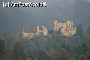 [P04] Castelul Hohenschwangau » foto by tolzan
 - 
<span class="allrVoted glyphicon glyphicon-heart hidden" id="av899355"></span>
<a class="m-l-10 hidden" id="sv899355" onclick="voting_Foto_DelVot(,899355,8893)" role="button">șterge vot <span class="glyphicon glyphicon-remove"></span></a>
<a id="v9899355" class=" c-red"  onclick="voting_Foto_SetVot(899355)" role="button"><span class="glyphicon glyphicon-heart-empty"></span> <b>LIKE</b> = Votează poza</a> <img class="hidden"  id="f899355W9" src="/imagini/loader.gif" border="0" /><span class="AjErrMes hidden" id="e899355ErM"></span>