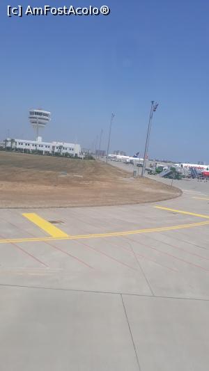 [P03] aeroportul din Antalya » foto by viki68r
 - 
<span class="allrVoted glyphicon glyphicon-heart hidden" id="av1083880"></span>
<a class="m-l-10 hidden" id="sv1083880" onclick="voting_Foto_DelVot(,1083880,8928)" role="button">șterge vot <span class="glyphicon glyphicon-remove"></span></a>
<a id="v91083880" class=" c-red"  onclick="voting_Foto_SetVot(1083880)" role="button"><span class="glyphicon glyphicon-heart-empty"></span> <b>LIKE</b> = Votează poza</a> <img class="hidden"  id="f1083880W9" src="/imagini/loader.gif" border="0" /><span class="AjErrMes hidden" id="e1083880ErM"></span>