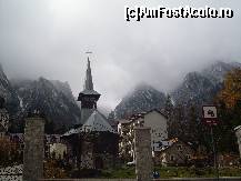 [P15] Buşteni - Mănăstirea Caraiman » foto by cri_zina
 - 
<span class="allrVoted glyphicon glyphicon-heart hidden" id="av478218"></span>
<a class="m-l-10 hidden" id="sv478218" onclick="voting_Foto_DelVot(,478218,8942)" role="button">șterge vot <span class="glyphicon glyphicon-remove"></span></a>
<a id="v9478218" class=" c-red"  onclick="voting_Foto_SetVot(478218)" role="button"><span class="glyphicon glyphicon-heart-empty"></span> <b>LIKE</b> = Votează poza</a> <img class="hidden"  id="f478218W9" src="/imagini/loader.gif" border="0" /><span class="AjErrMes hidden" id="e478218ErM"></span>
